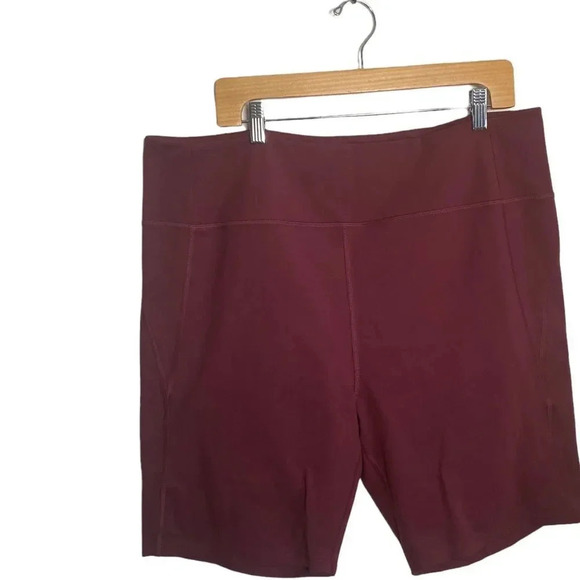 girlfriend collective FLOAT Ultralight Run Short Berry - Picture 5 of 10